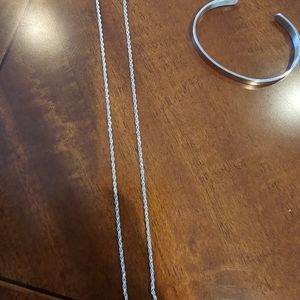 Jewelry for Men or Women - Chains & Bracelets -One Size - Silver